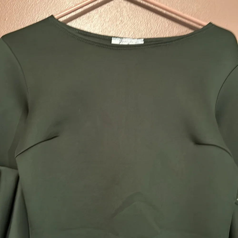 JASMINE GREEN DRESS - Picture 6 of 11